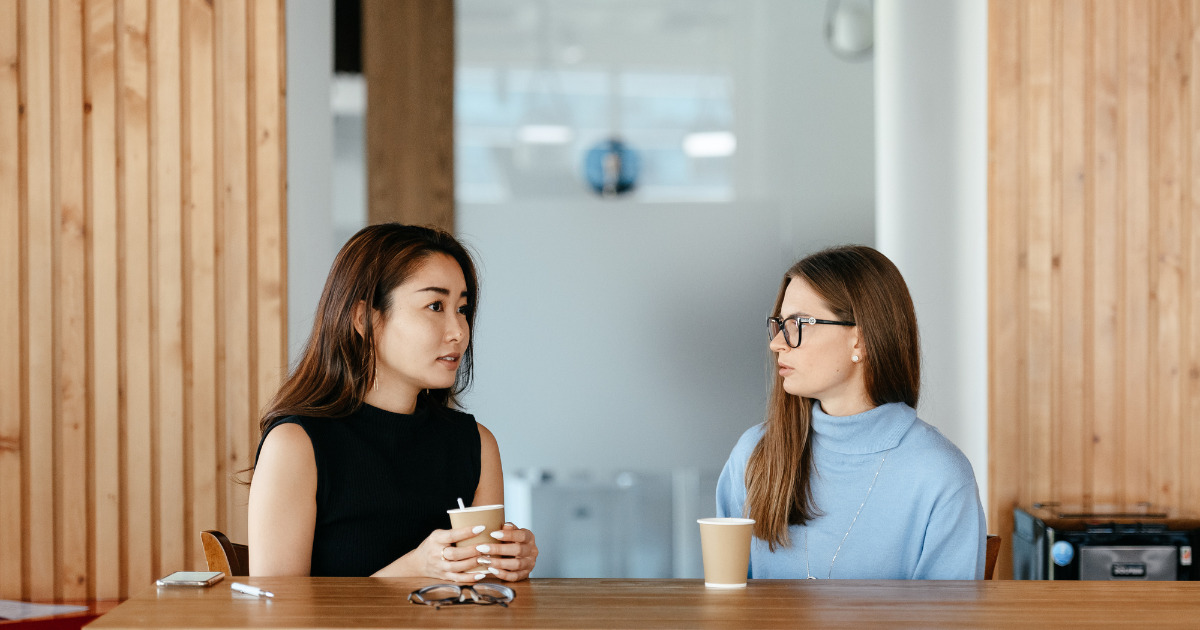 対等とは?類義語&対義語は?対等な関係を築くコツと大切にしたいこと3選 | RabbitSpace(ラビットスペース)